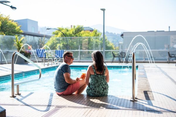 Delta-Kamloops-Poolside-Mary-Putnam-1010-medium