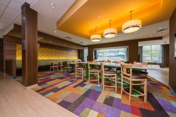 FairfieldInn&SuitesKamloops-11-medium